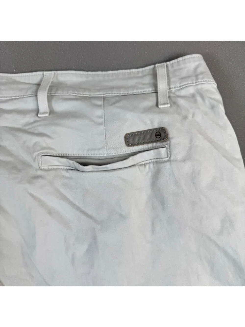 AG Adriano Goldschmied Shorts Mens Size 40 Gray Wanderer Trouser Chino Stretch